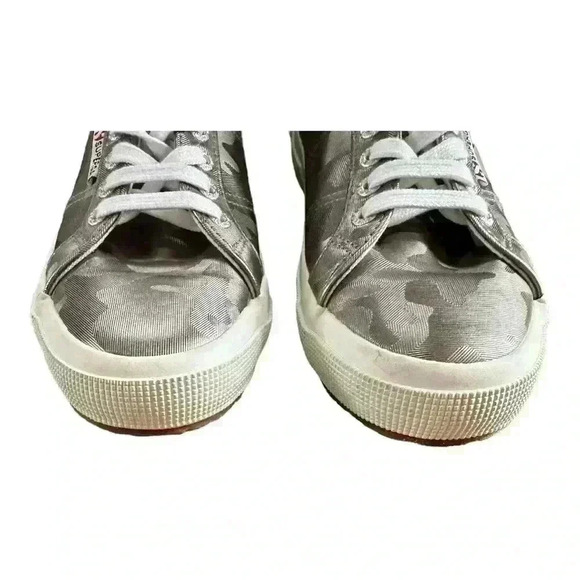 Superga Silver Metallic Camo Lace Up Sneakers  Women’s 8.5 Men’s 7 - Picture 5 of 9